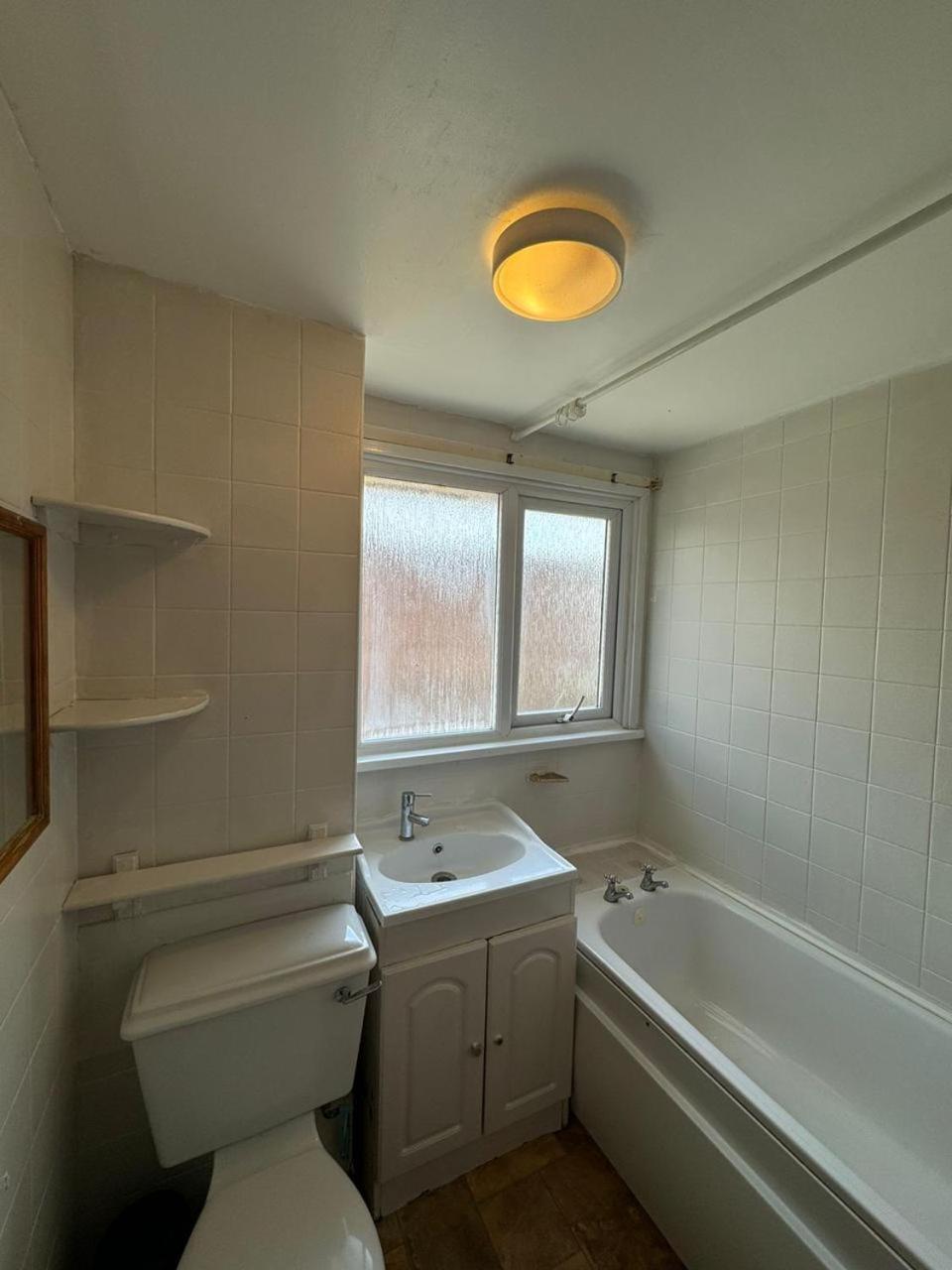 Holiday home Two Bedroom House Near Football & Cricket Ground *